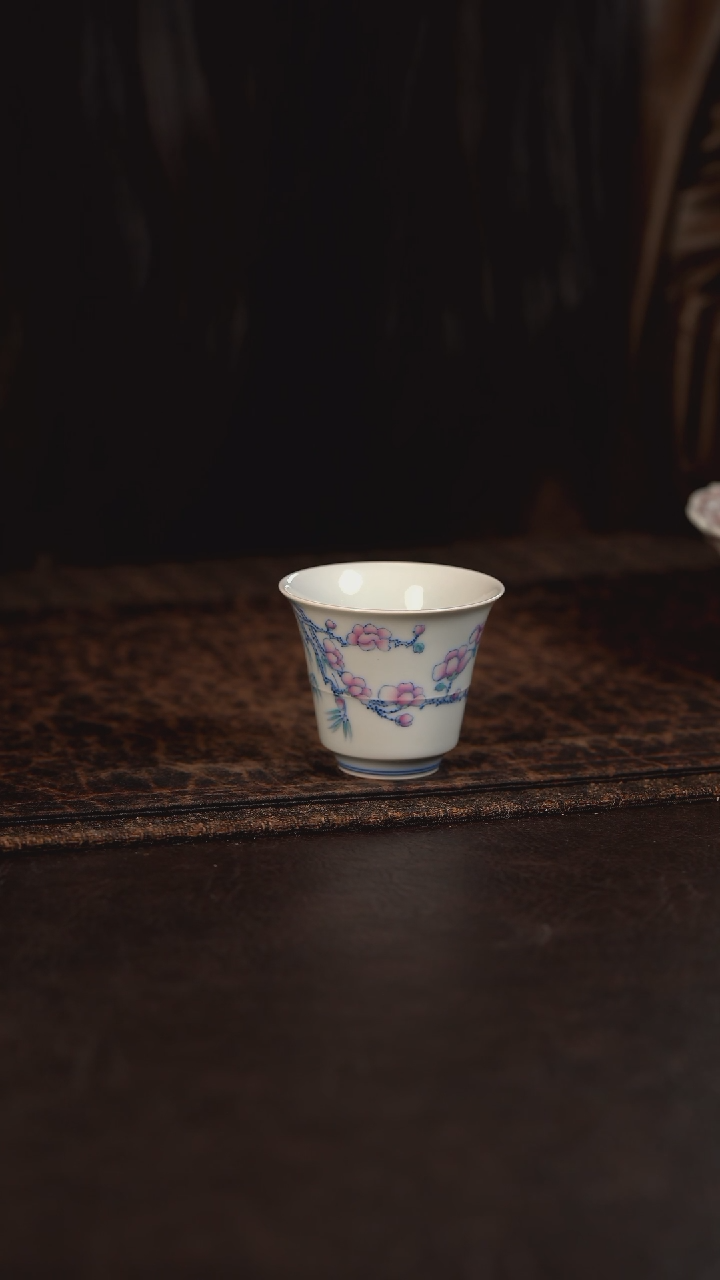 【闪购商品】杯聚澜堂斗彩玉兰花竹节撇口杯