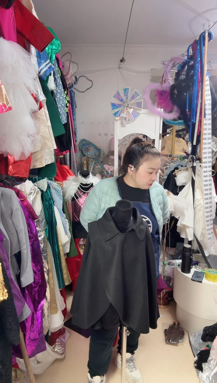 Y***?515      披肩    48