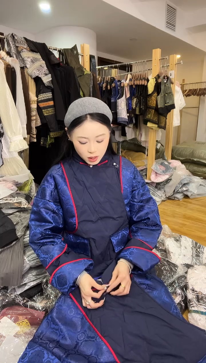 棉服      M码       120斤