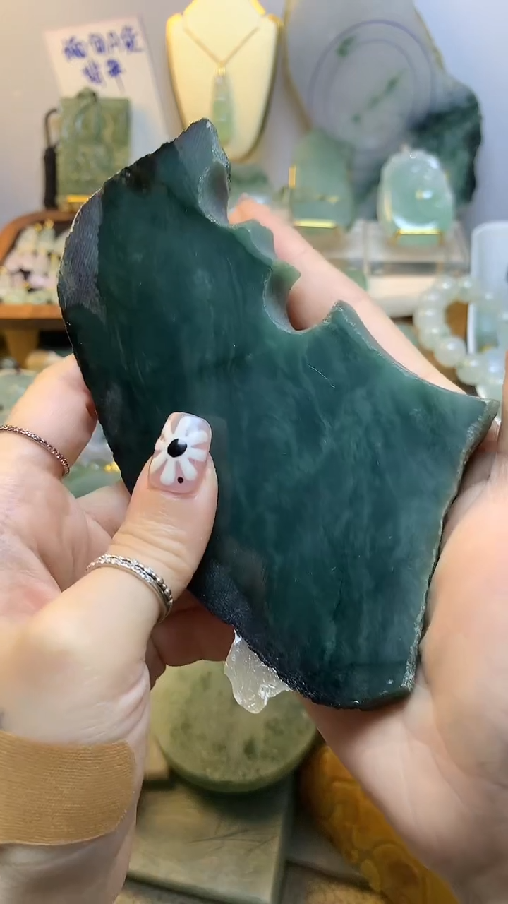 未镶嵌挂件翡翠东*? 缅甸A货翡翠，没有运费险