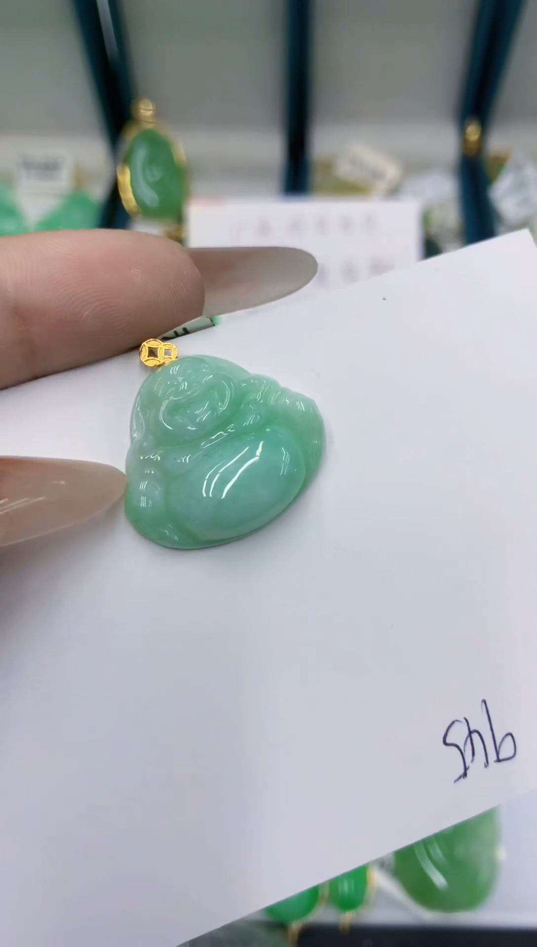 颈饰18K金镶嵌翡翠11111