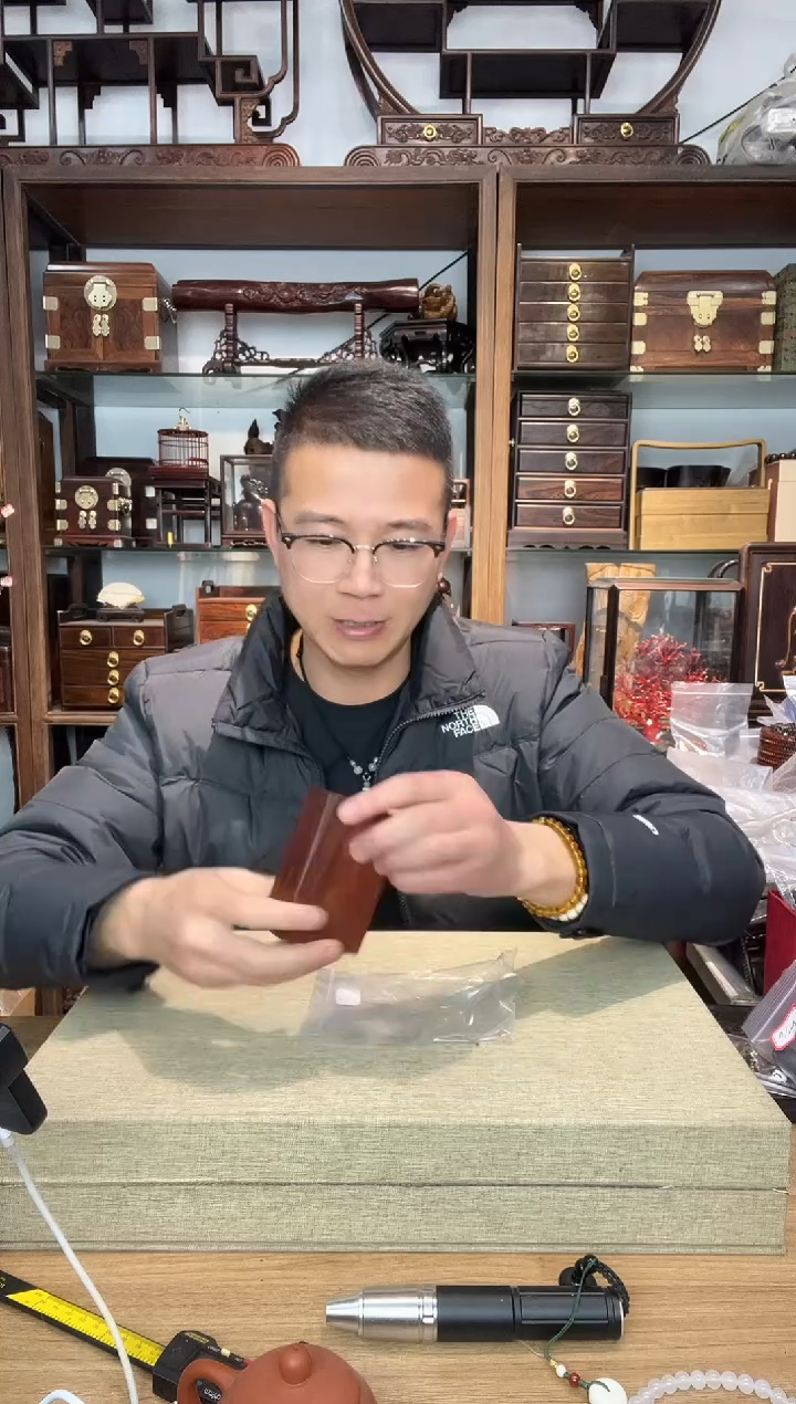 乌木类书架024血檀烟盒