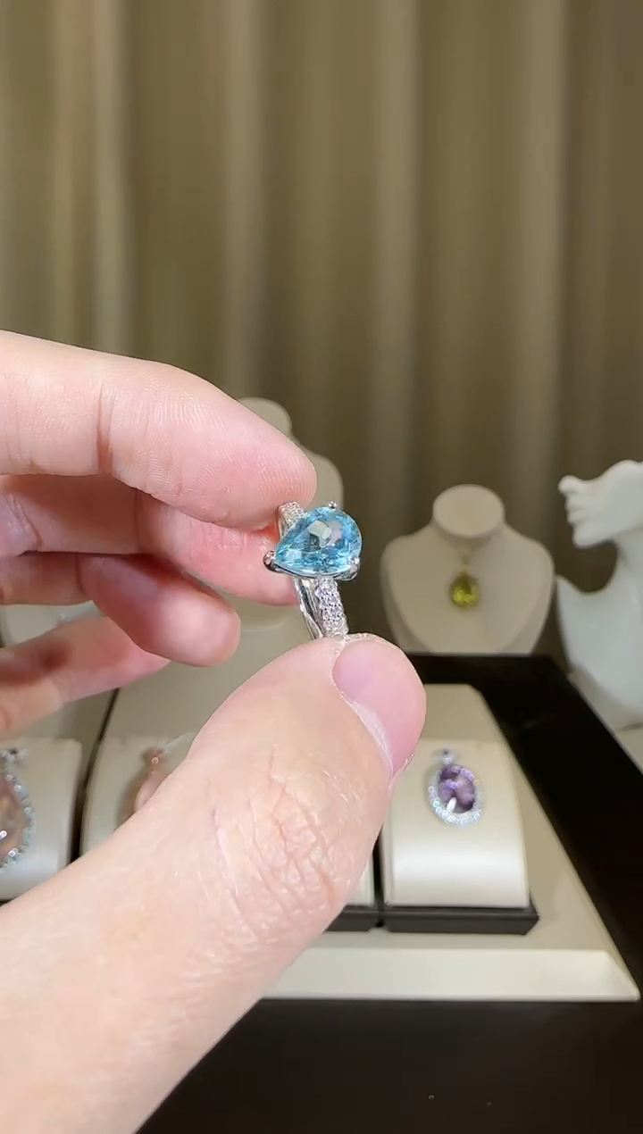 【闪购商品】托帕石戒指银S925镶嵌9*7mm