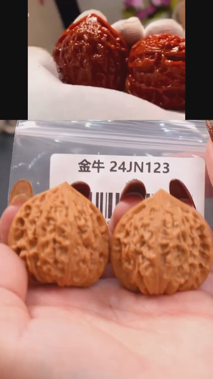 【闪购商品】文玩核桃吊坠38蜡皮金牛