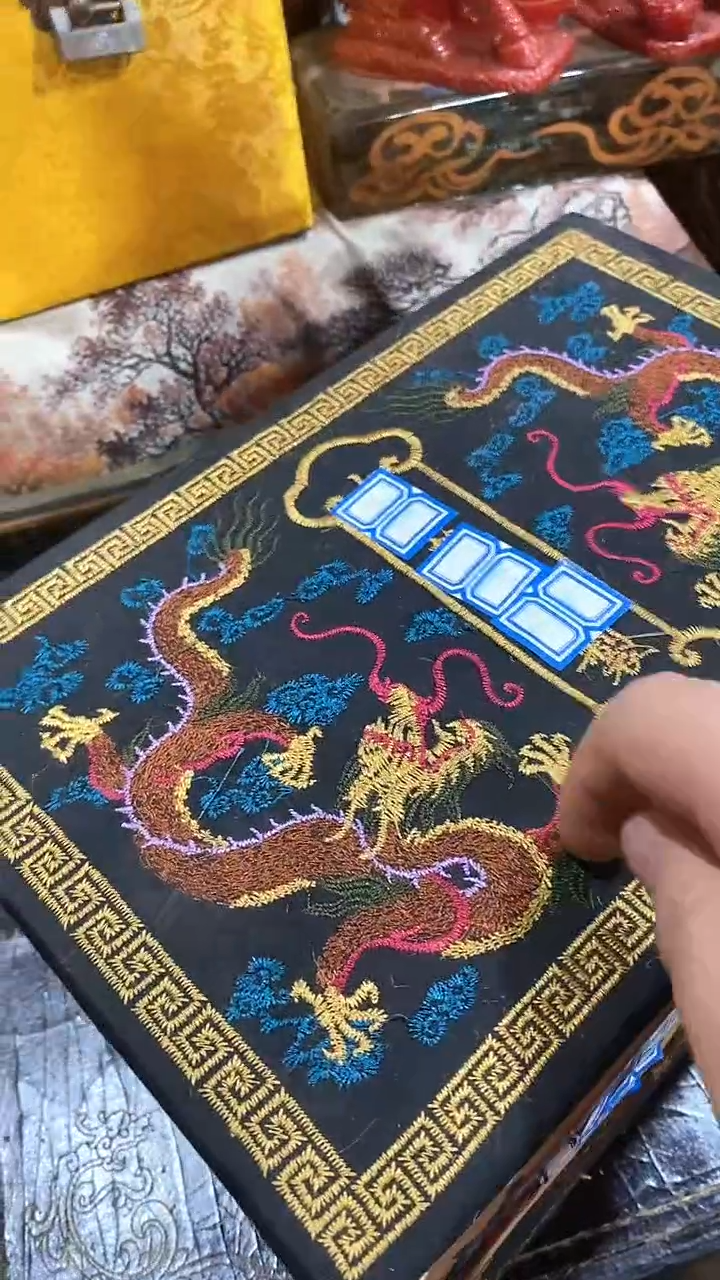 织绣箱--- -------（晓晓甄选）