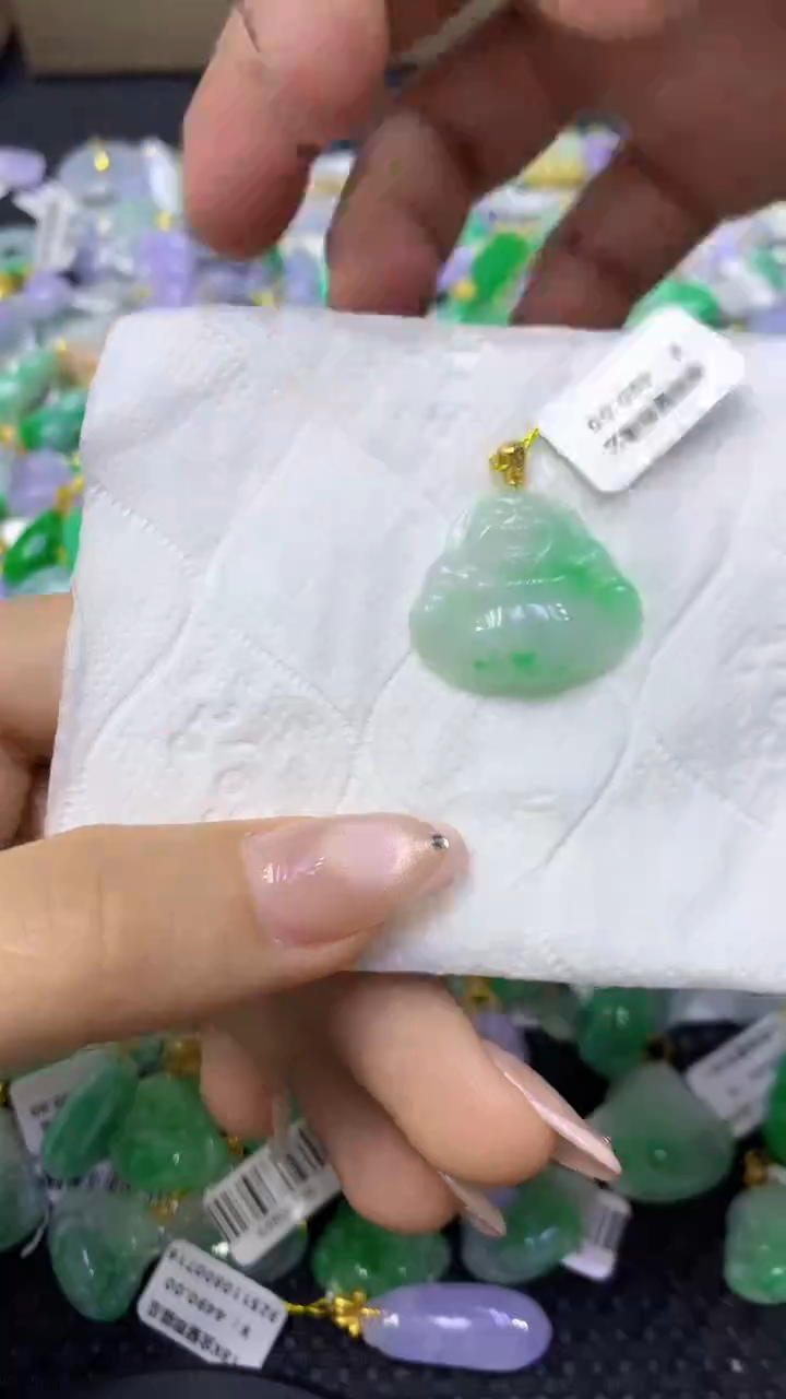 颈饰未镶嵌翡翠天然缅甸翡翠A货