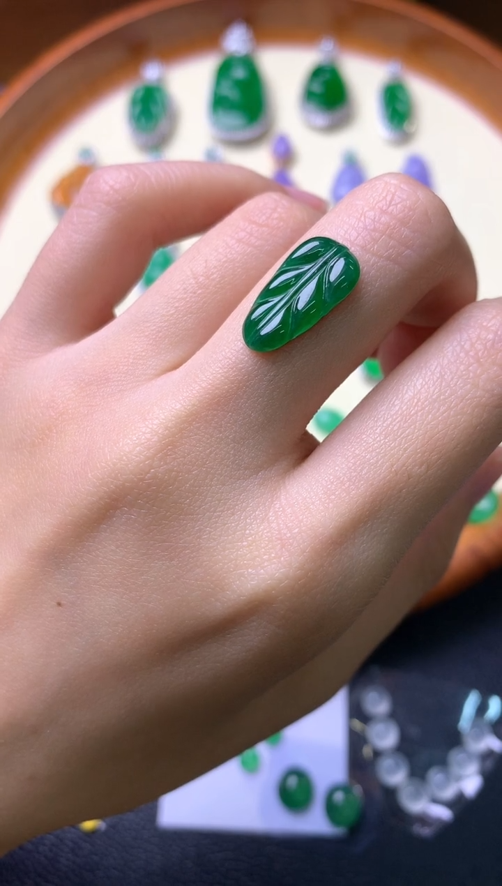 【闪购商品】定制翡翠未镶嵌裸石（镶嵌定制）