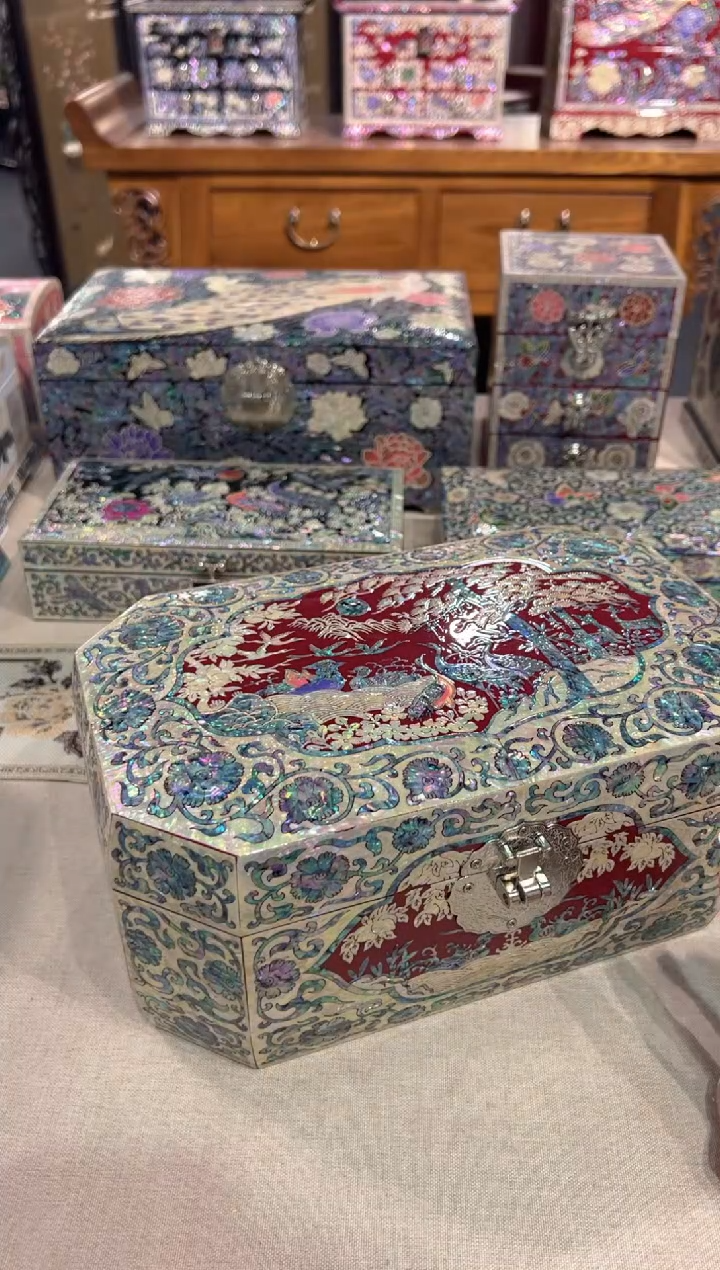 【闪购商品】仙鹤大八边绒布底·弘贝雅螺钿漆器文化馆