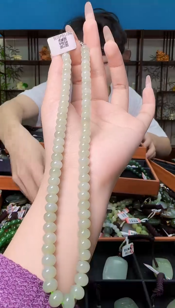 颈饰未镶嵌和田玉多样性发一