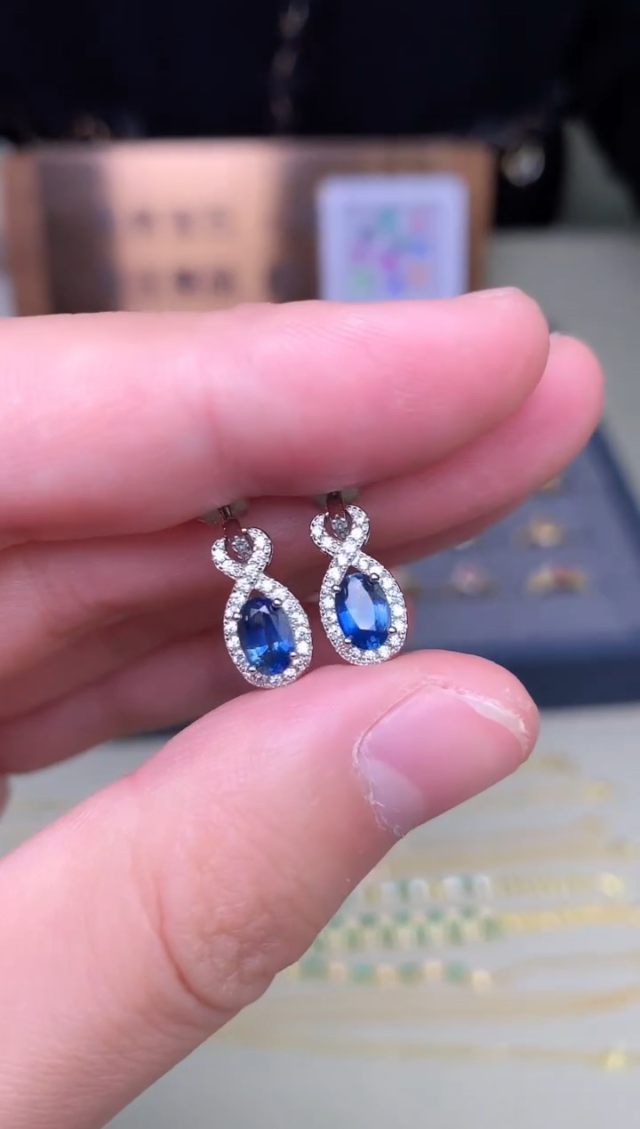 【闪购商品】蓝宝石耳饰银S925镶嵌耳饰