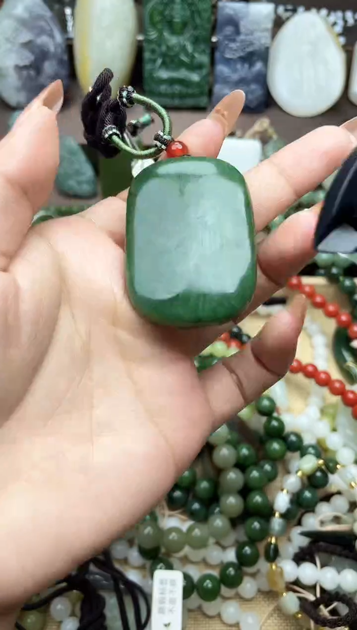 颈饰未镶嵌和田玉未镶嵌和田玉吊坠多样性拍一发一