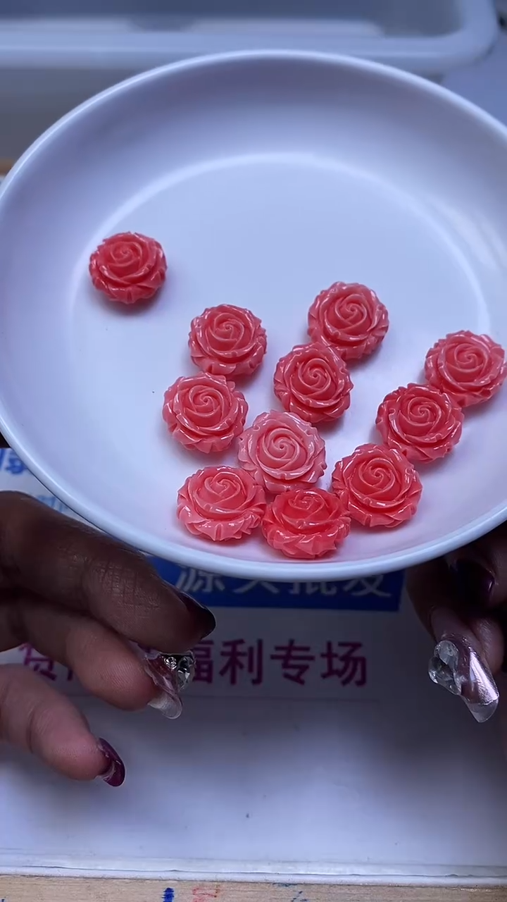 未镶嵌散珠拼合珍珠（马贝珠）C639女皇贝双面玫瑰花15*8mm3个8.8元