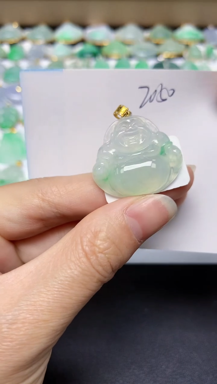 翡翠18K金镶嵌颈饰天然翡翠A货