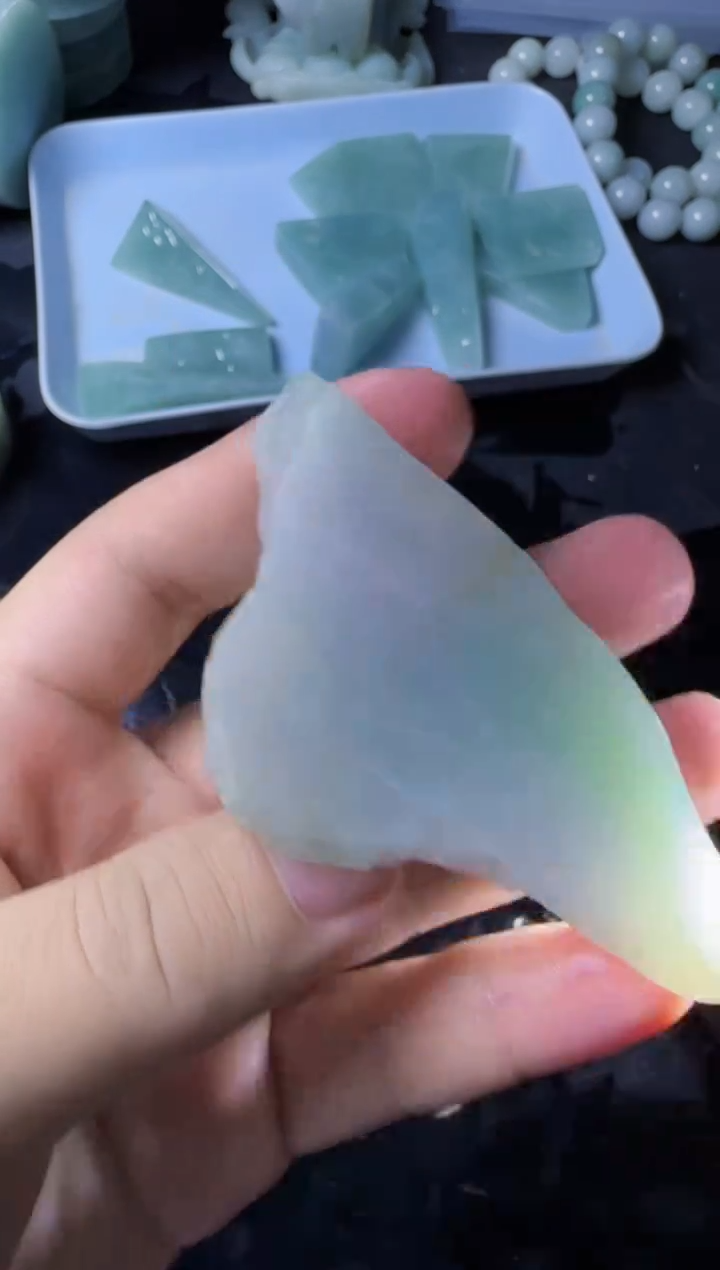 【闪购商品】翡翠颈饰未镶嵌136翡翠