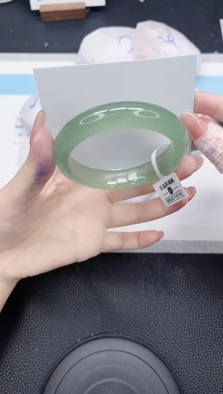 未镶嵌手镯石英质玉103-60.2