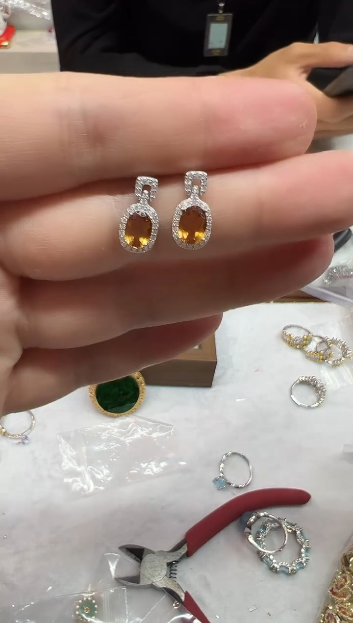 银S925镶嵌耳饰水晶1230m097多样性发其一