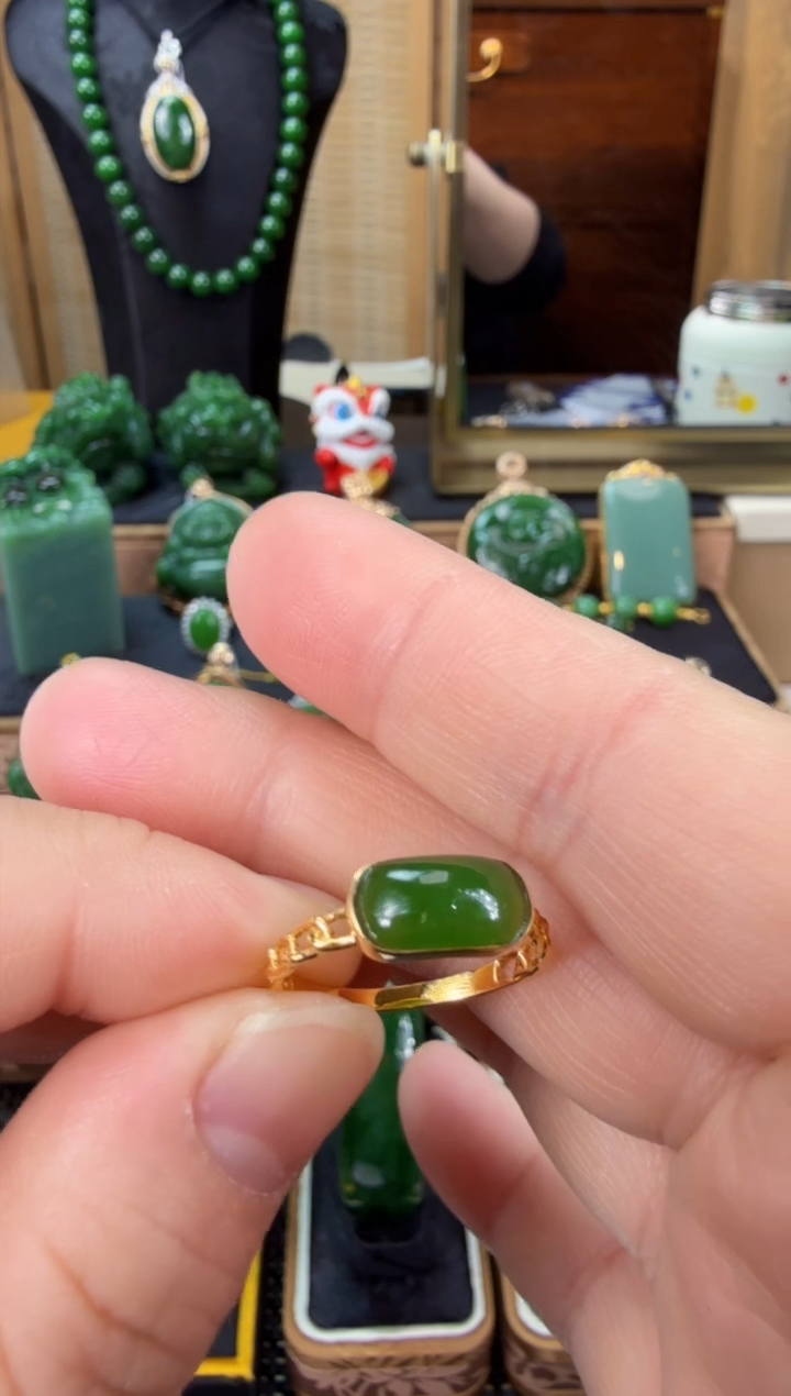 【闪购商品】和田玉（碧玉）戒指18K金镶嵌 