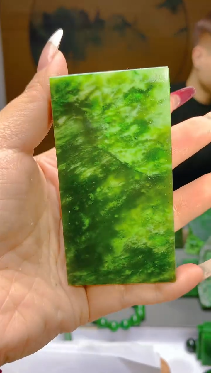 【闪购商品】和田玉（碧玉）颈饰未镶嵌1