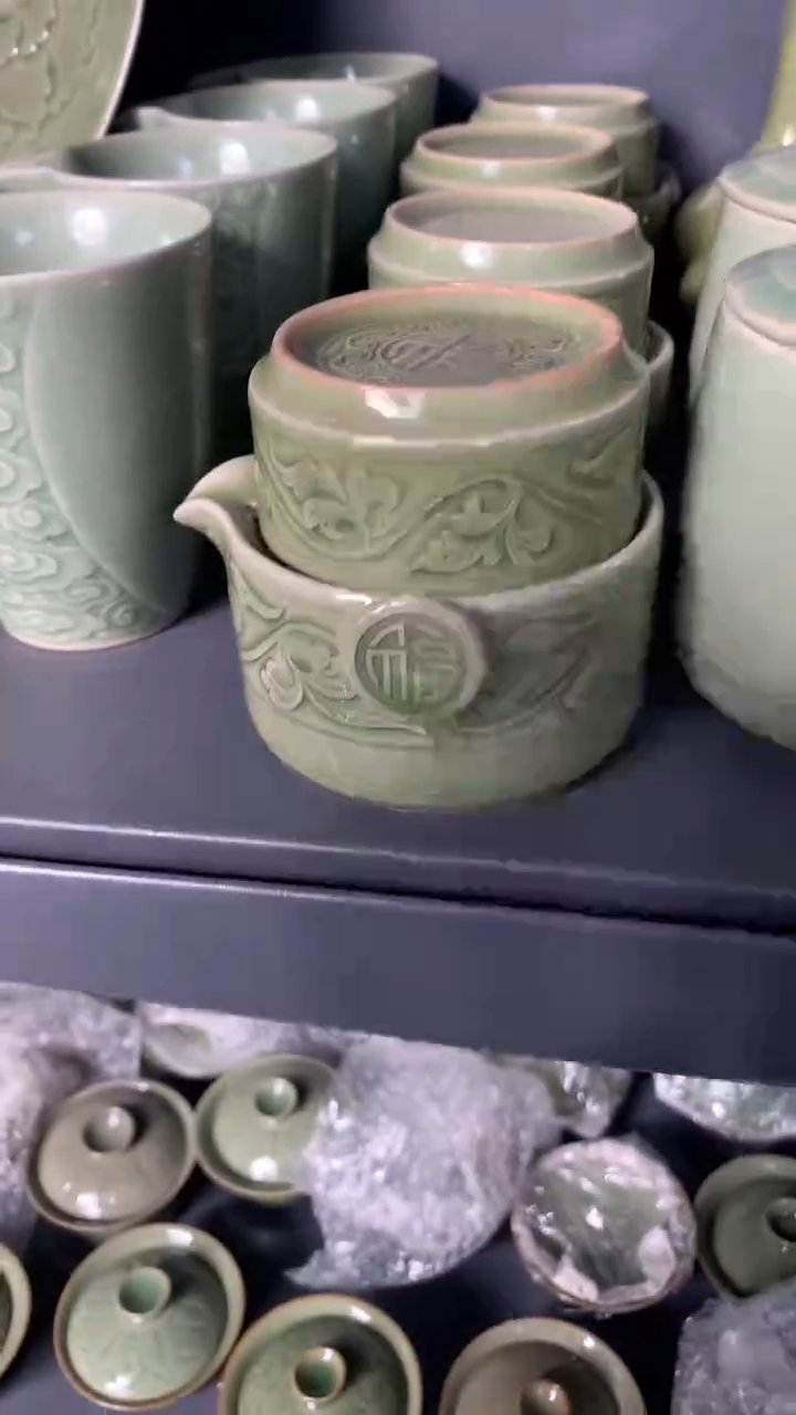 耀州窑微瑕开片福字快客杯1只