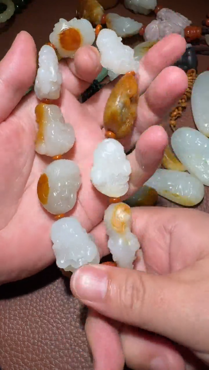 和田玉未镶嵌挂件天*哥和田玉