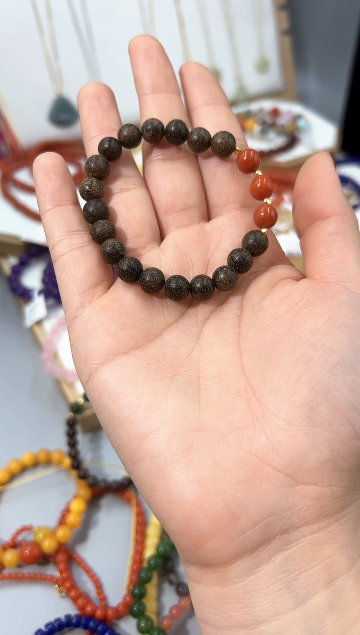 【闪购商品】南红玛瑙手链未镶嵌沉香南红手串