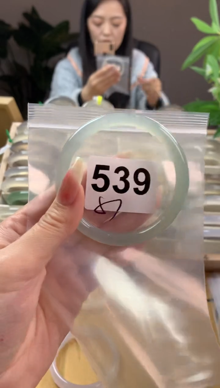 【闪购商品】玛瑙/玉髓手镯未镶嵌539