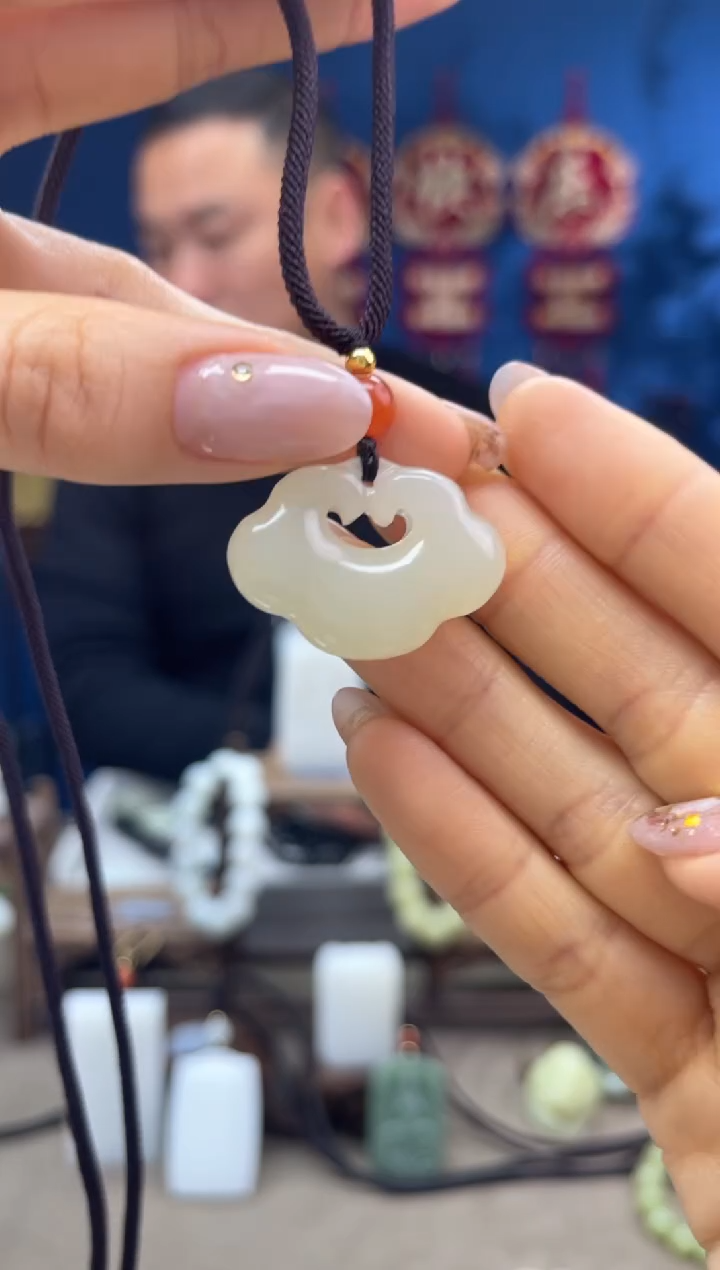 【闪购商品】和田玉颈饰未镶嵌1