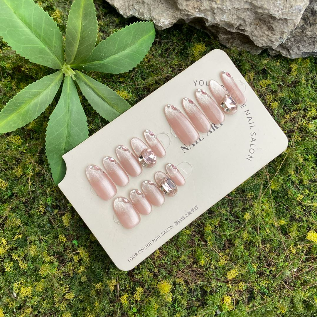 【荔枝乌龙】粉嫩猫眼气质百搭粉钻锆石纯手工穿戴甲