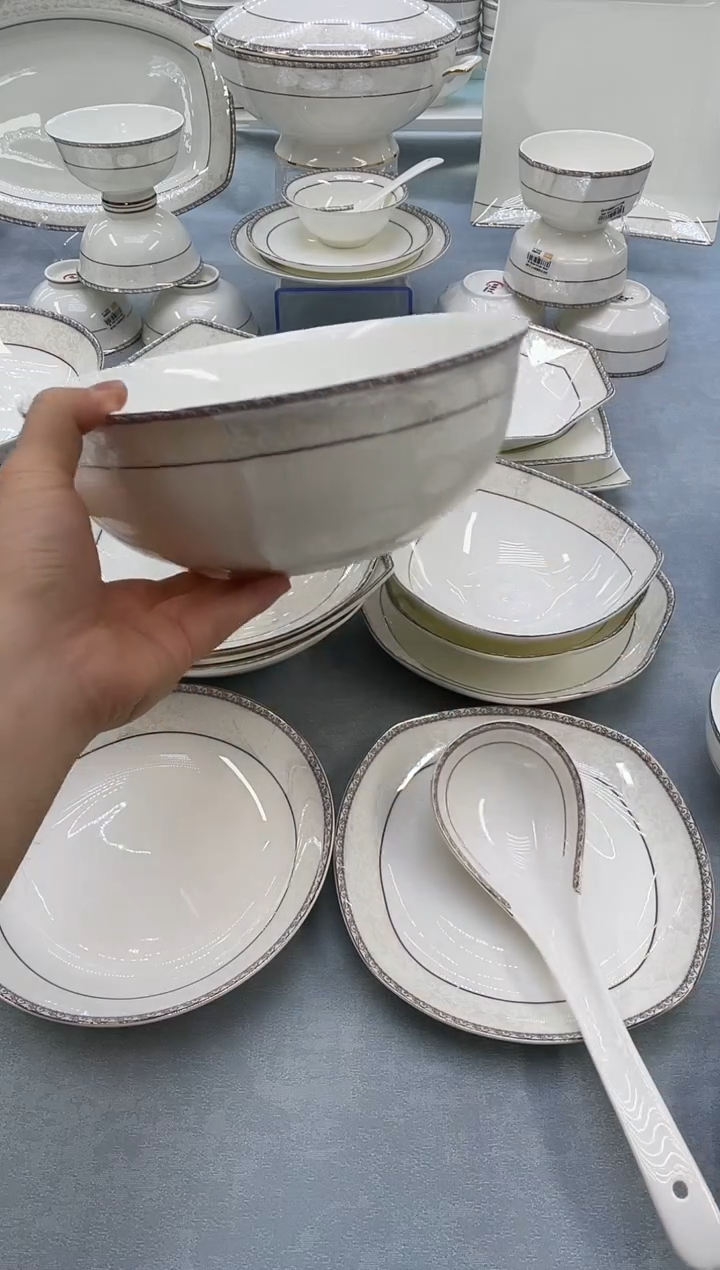 骨瓷玲珑9金鼎一个送大勺一个