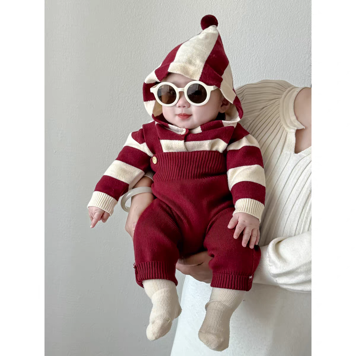 （连帽卫衣+背带裤）套装25秋季新款婴儿衣服柔软棉喜庆抓周服年服