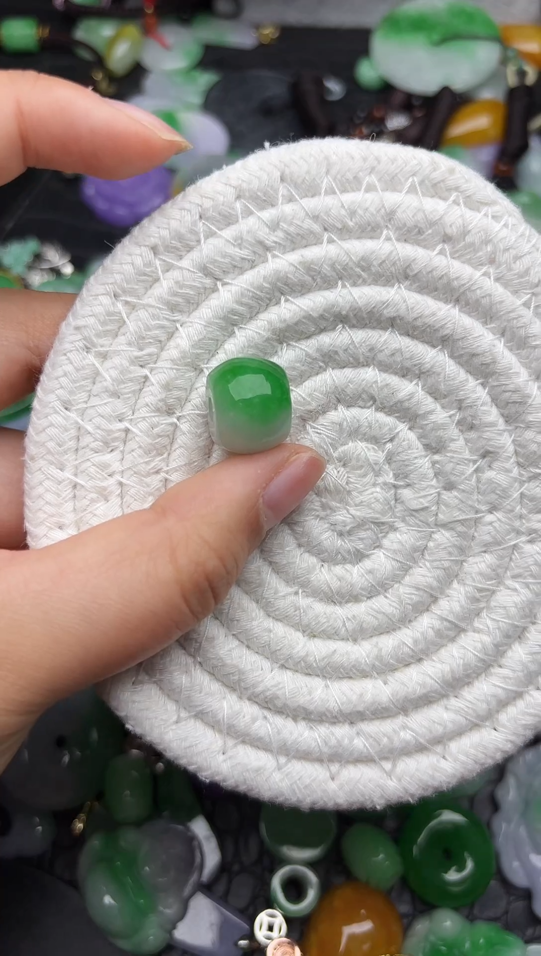 颈饰未镶嵌翡翠缅甸翡翠吊坠