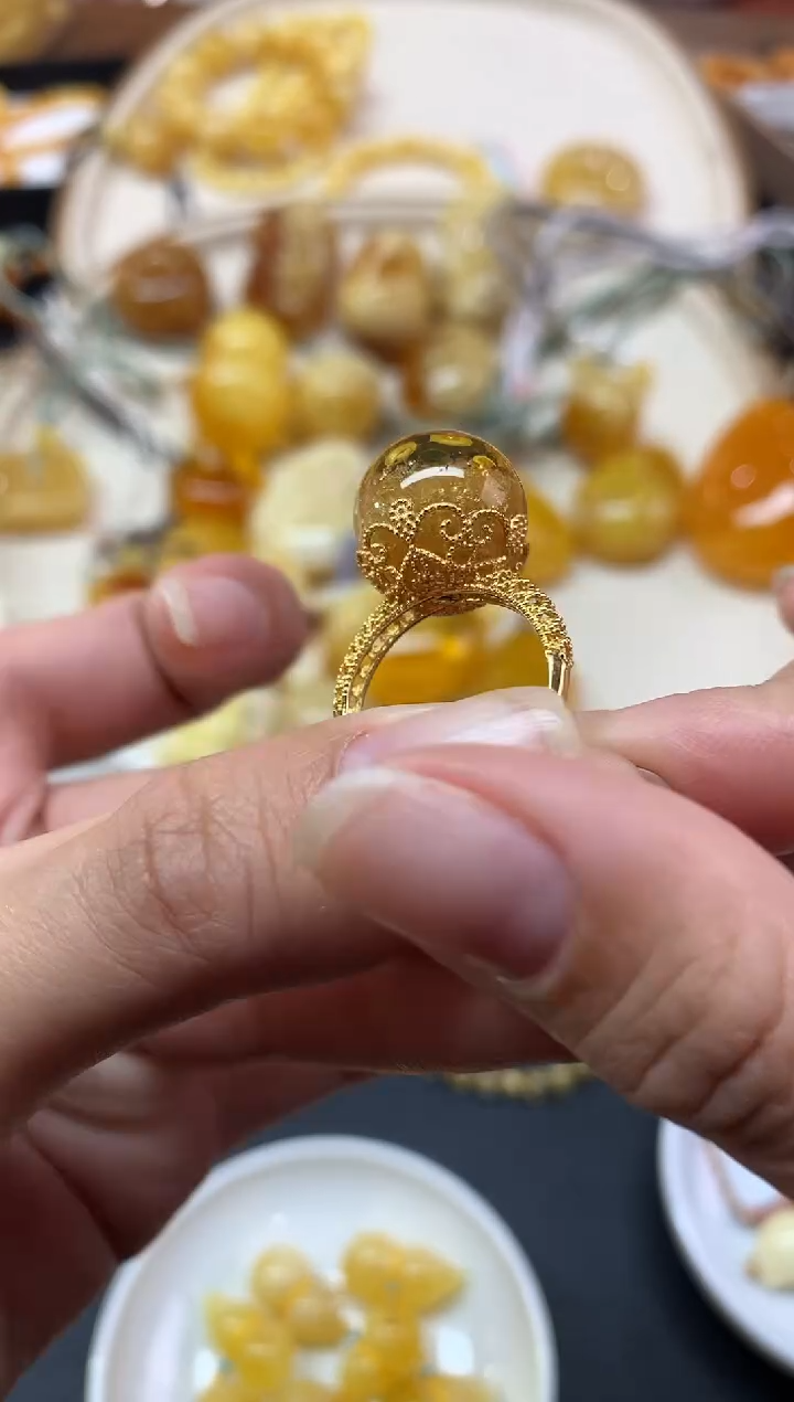 【闪购商品】蜜蜡裸石18K金镶嵌戒指A312|2380