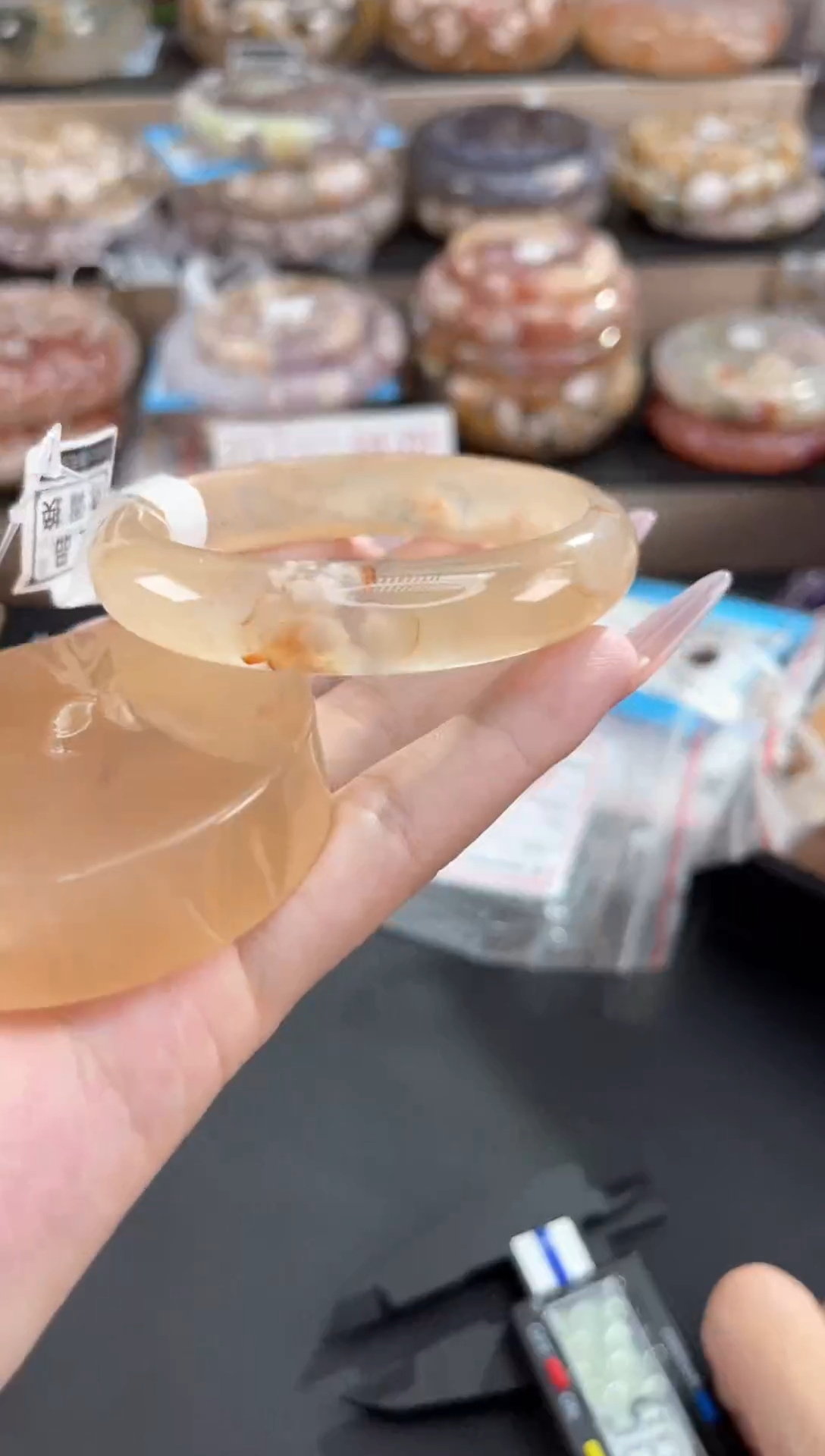 未镶嵌手镯石英质玉55