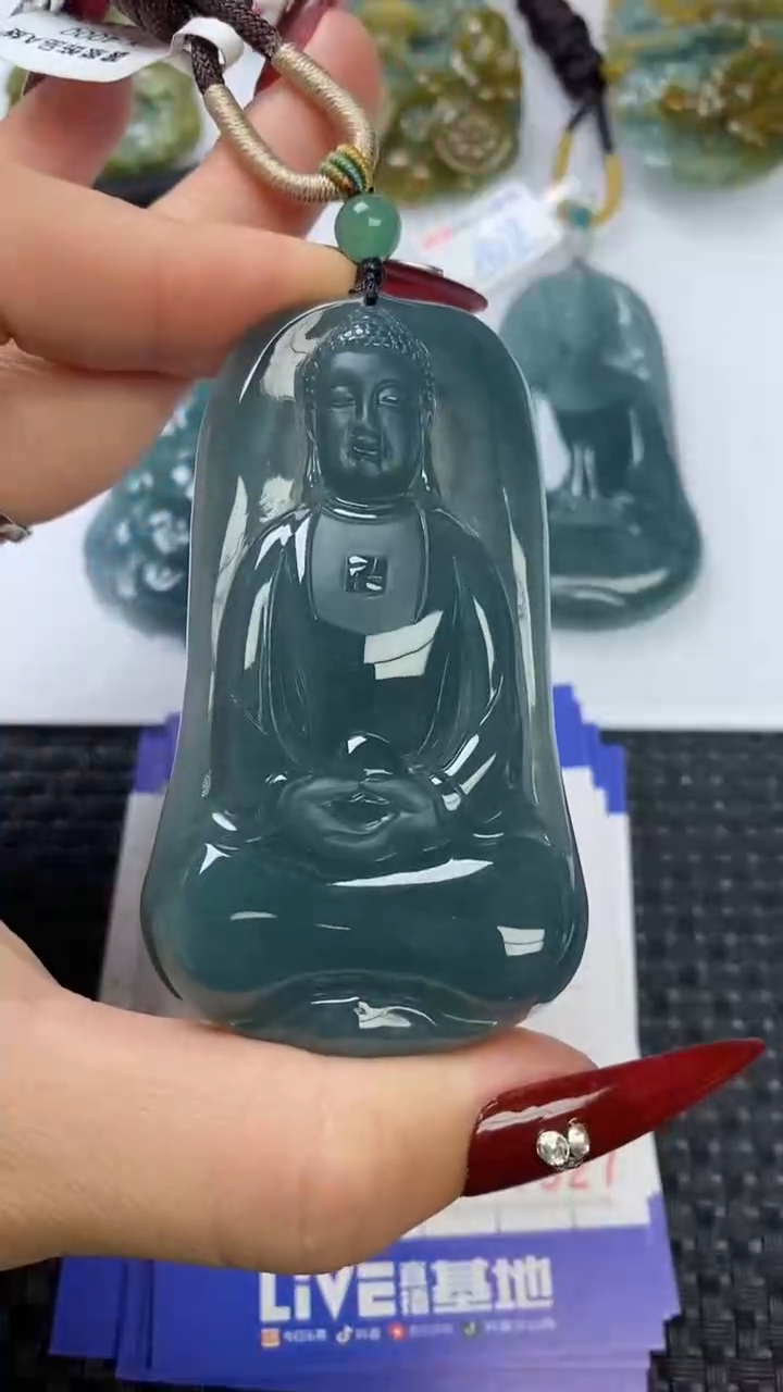 【闪购商品】翡翠颈饰未镶嵌111111111111111