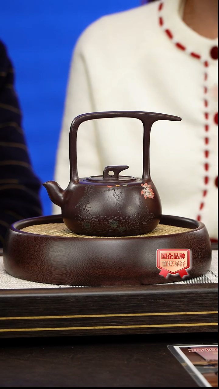 茶壶紫砂时顺华 