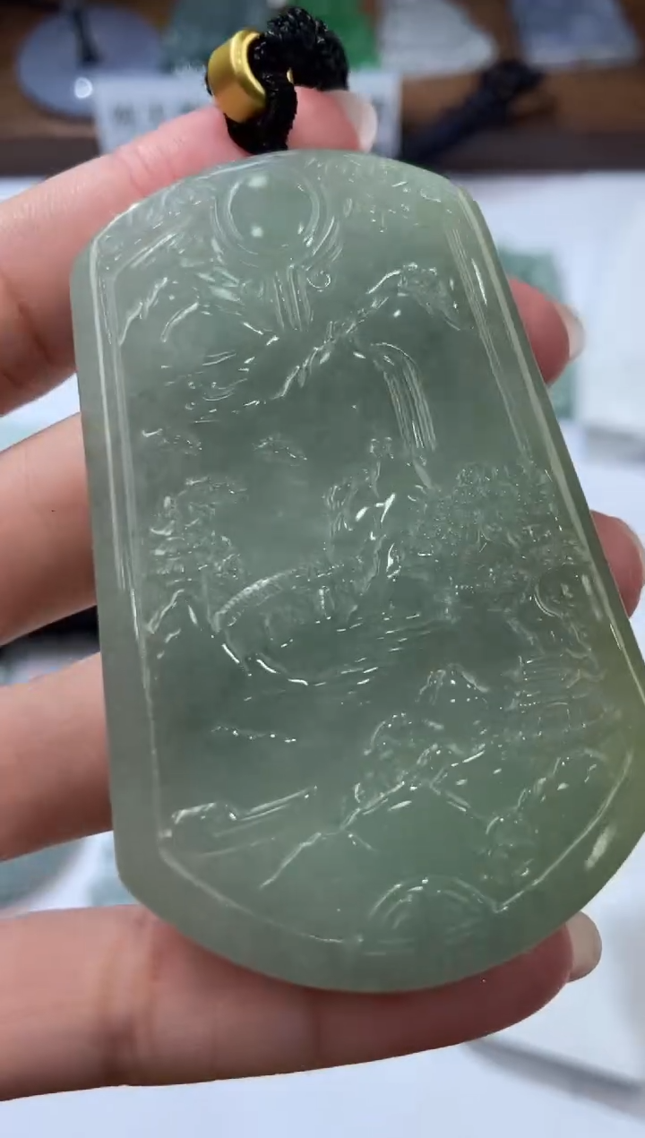 翡翠未镶嵌挂件2204666     