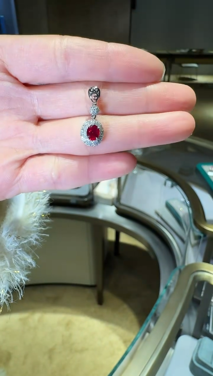 【闪购商品】红宝石吊坠(不含链)18K金镶嵌23【】