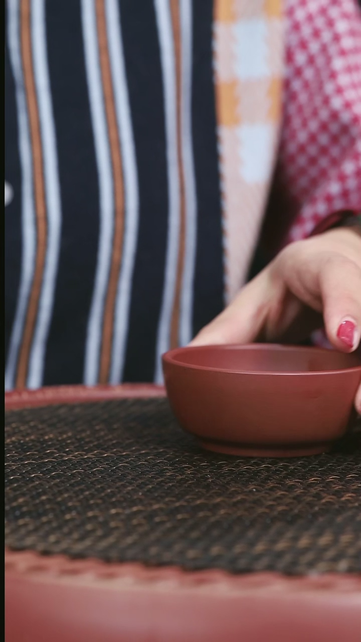 【闪购商品】紫砂红皮龙45号大口盏杯两个