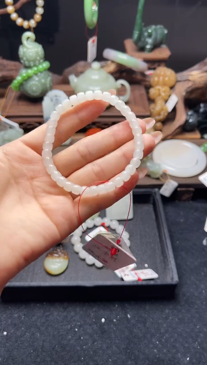 手串未镶嵌和田玉卡6若羌黄口白玉极限弧9010842