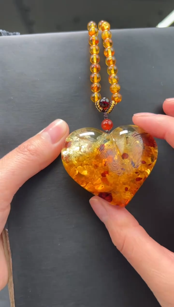 琥珀颈饰未镶嵌吊坠