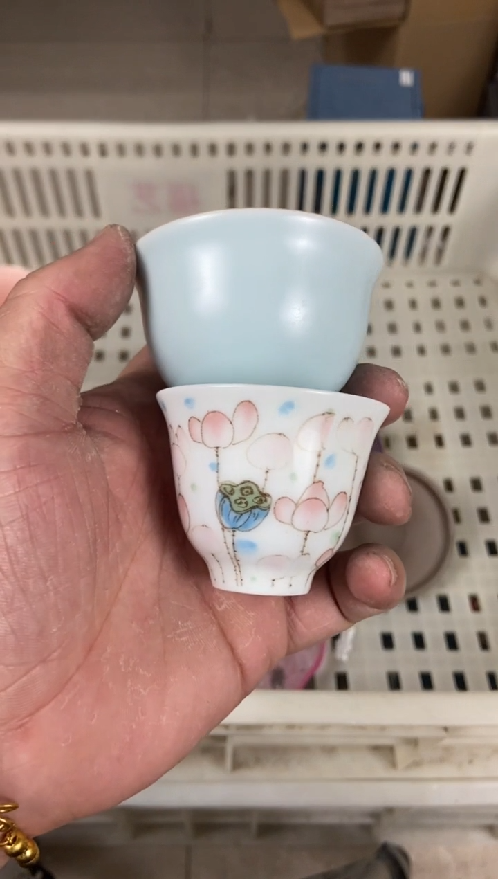 杯无运费险有瑕疵的摄影的产品有使用过的痕迹有点脏介意勿拍