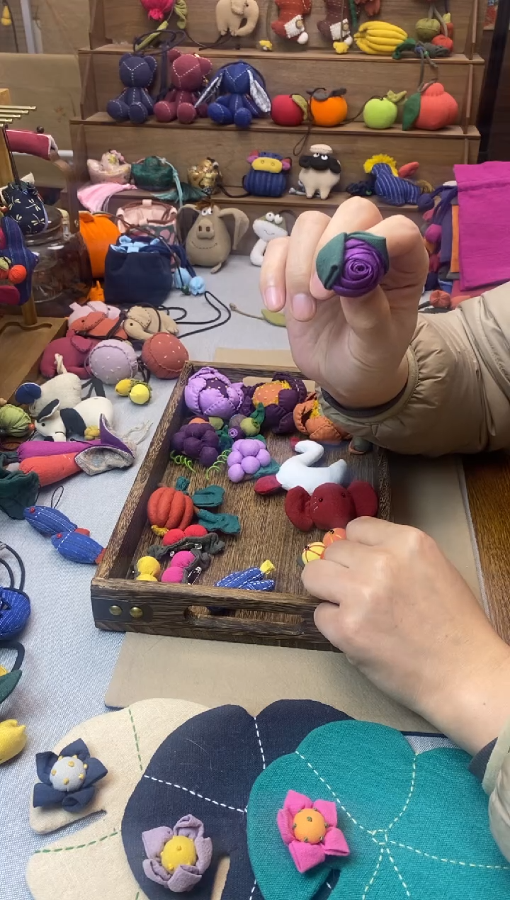 布艺胸针（玫瑰晕染紫）