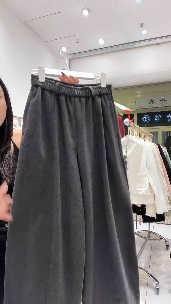 商贸城锦汐里女装批发