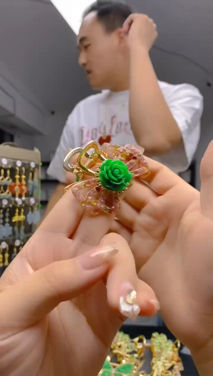 【闪购商品】碧玺耳饰合金356发夹