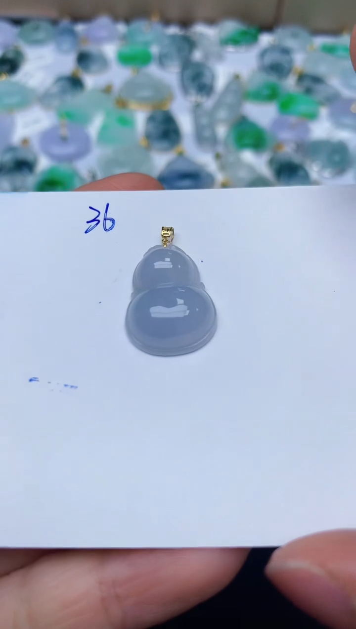 【闪购商品】翡翠颈饰18K金镶嵌天然翡翠A货    