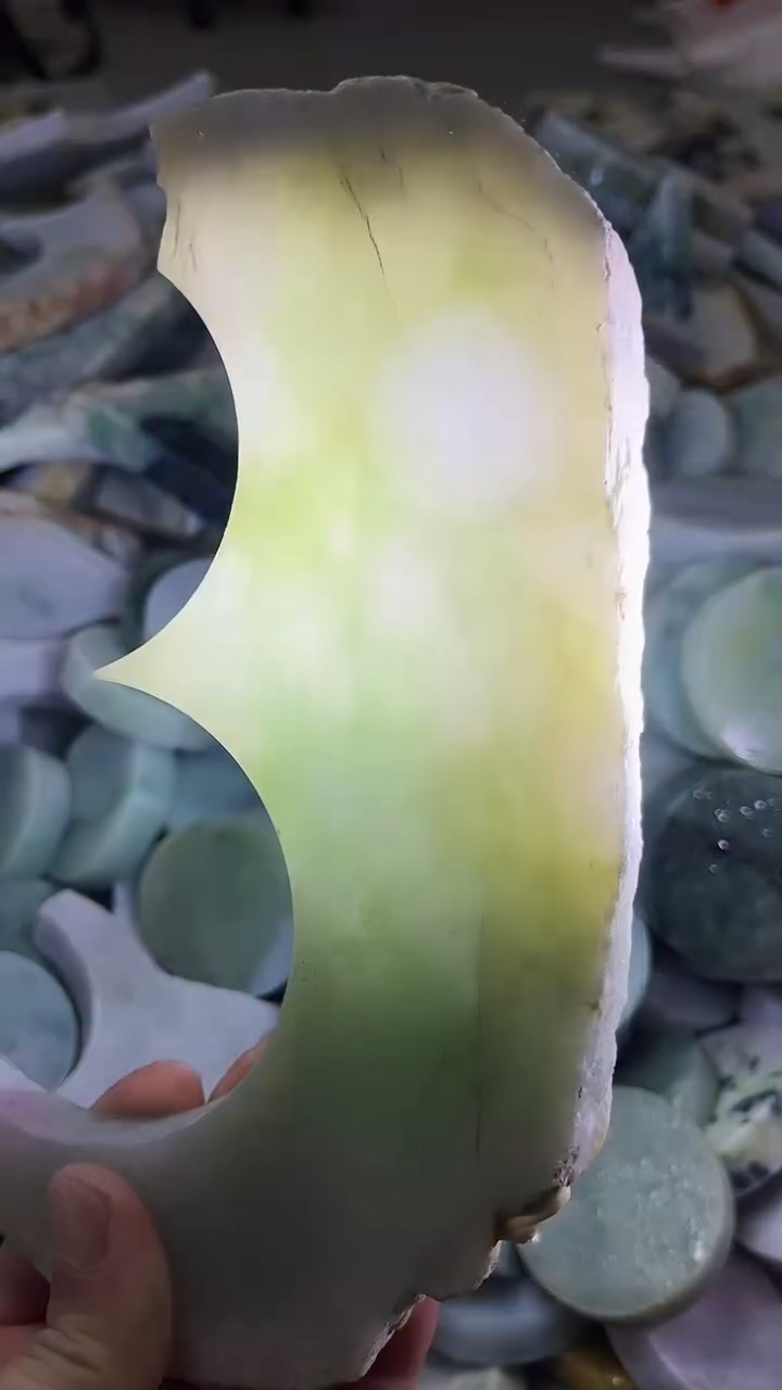 【闪购商品】翡翠挂件未镶嵌A货康壹293