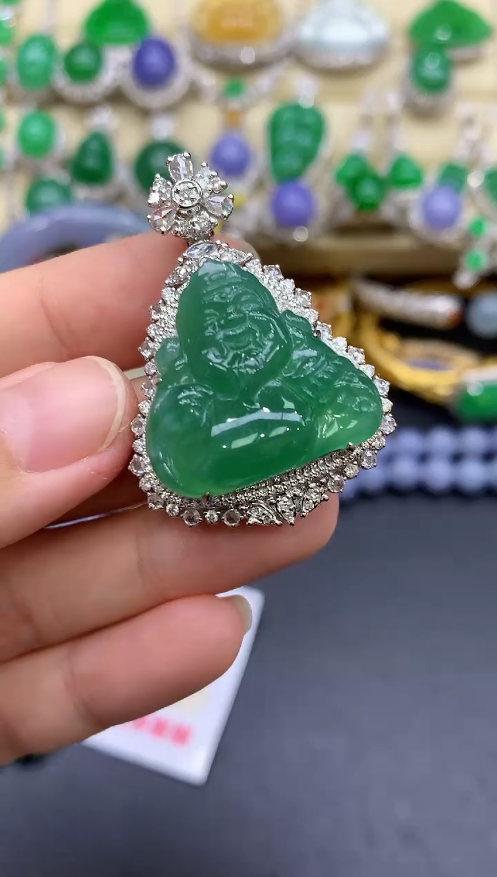 颈饰18K金镶嵌翡翠464-中国好珍宝