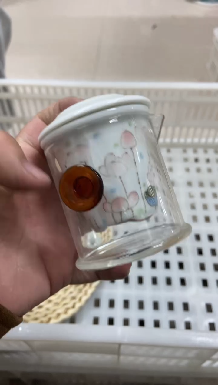 杯子瓷无运费险有瑕疵的摄影的产品有使用过的痕迹有点脏介意勿拍