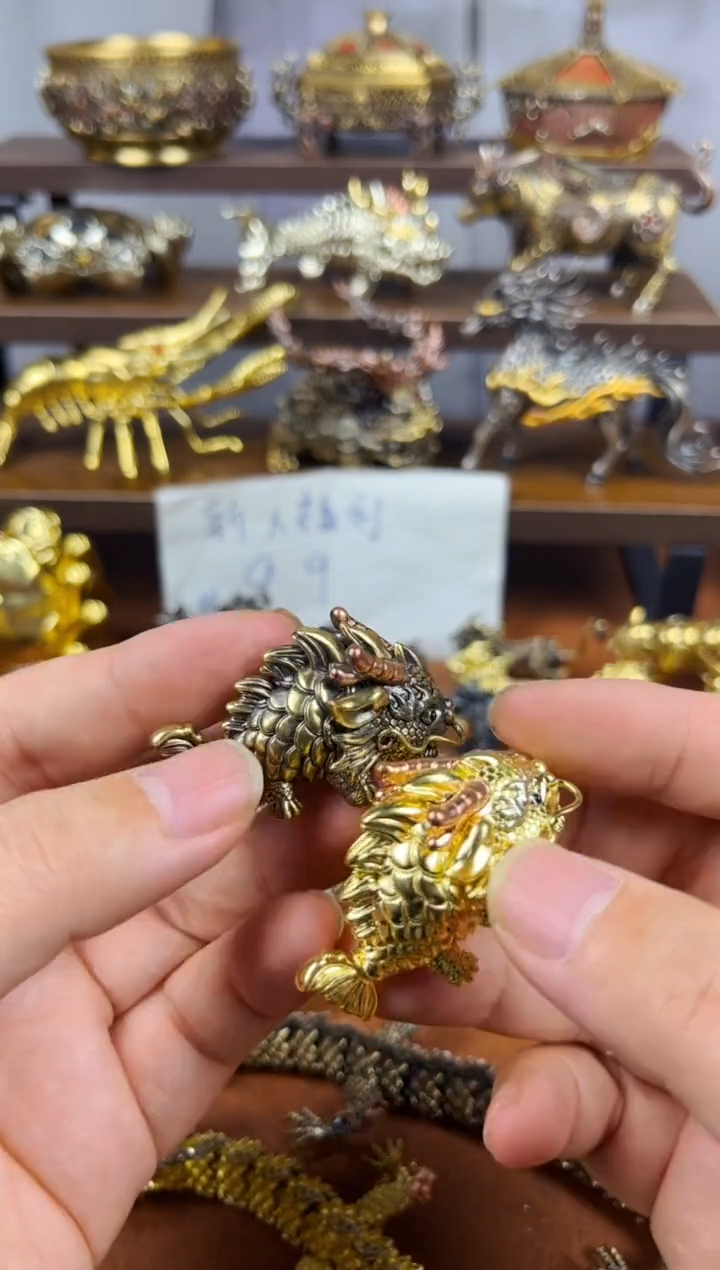 嘟**6白铜掐丝老虎摆件