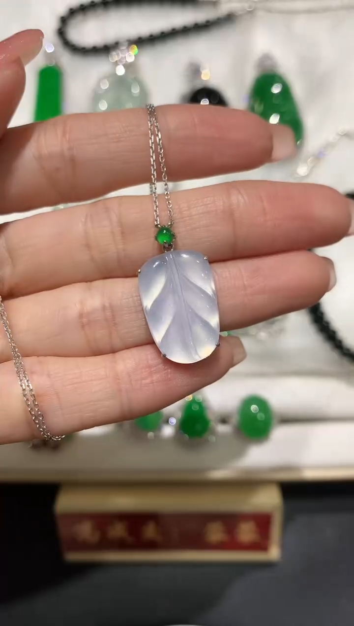 【闪购商品】翡翠套链18K金镶嵌团购2